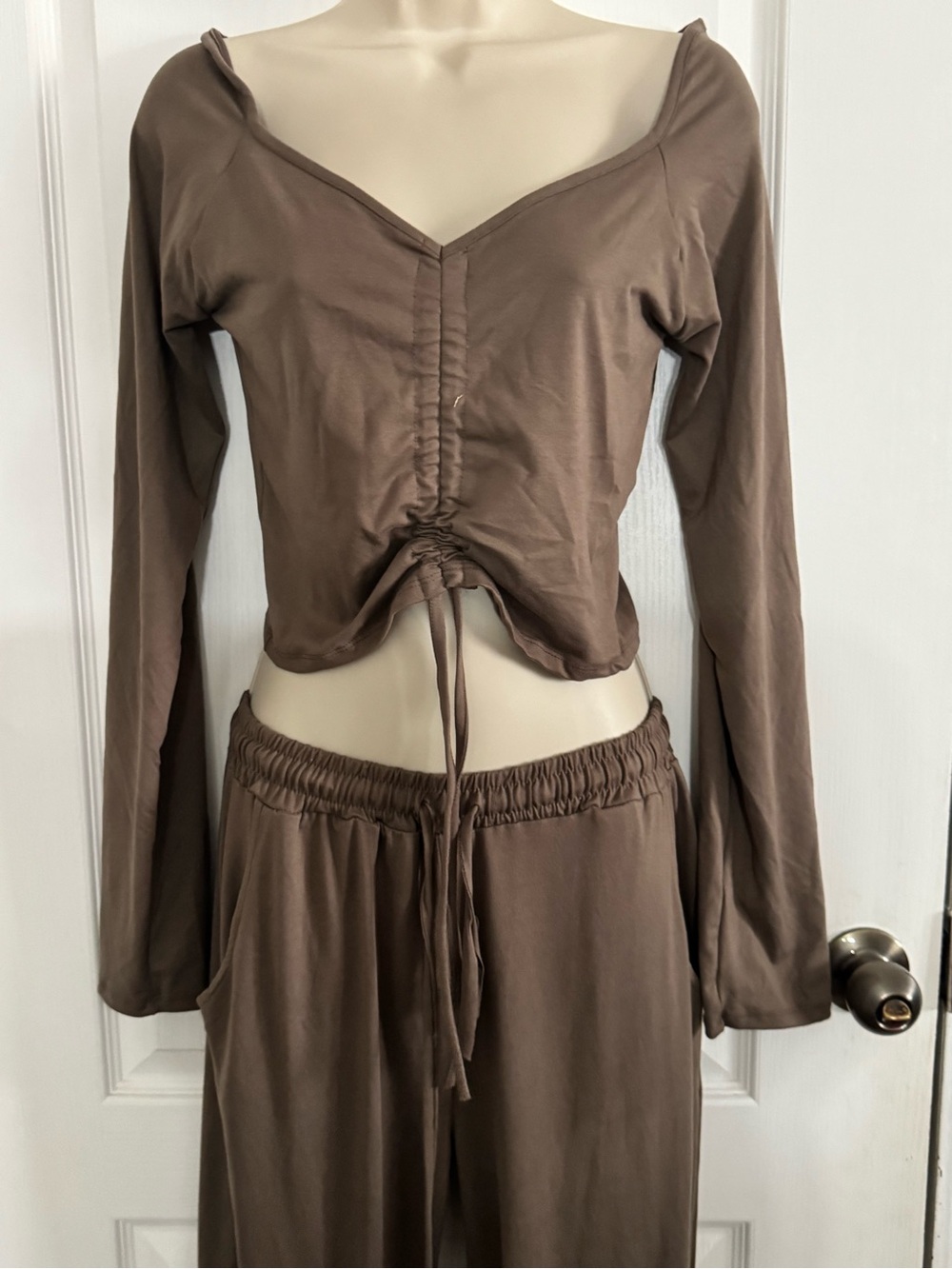 Women’s Brown Drawstring Ruched Long Sleeve Top